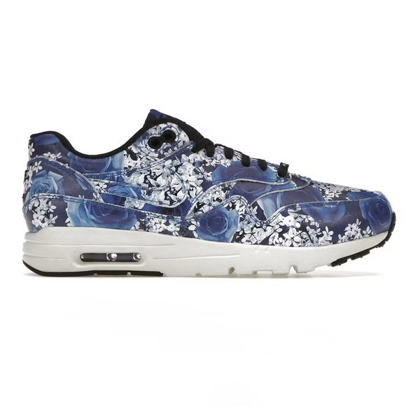 Nike Air Max Blue Floral Tokyo City Sneakers
